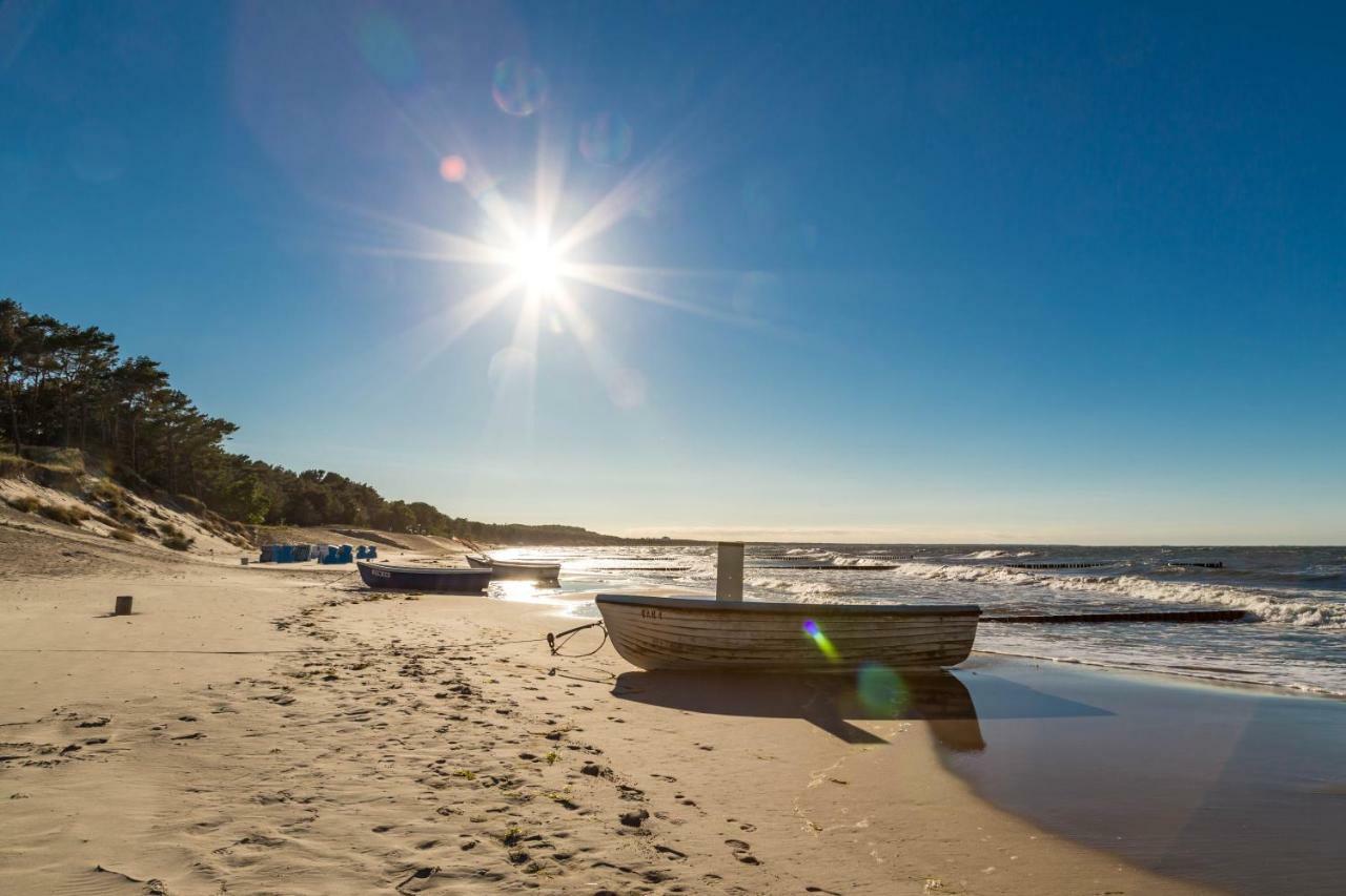 Apartamento Fewo Ava - Im Sommer Ist Ein Strandkorb Inclusive Zempin Exterior foto